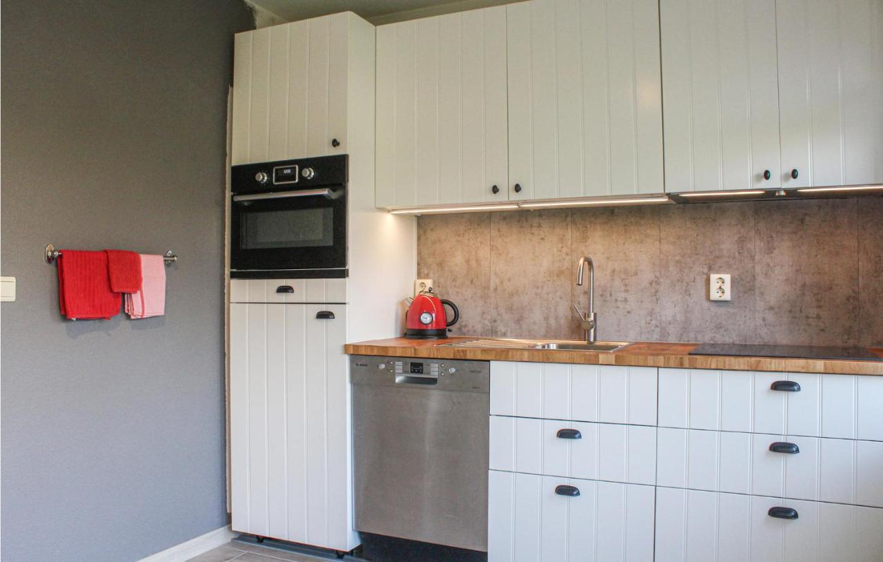 Stunning Home In Breskens With Kitchen Экстерьер фото